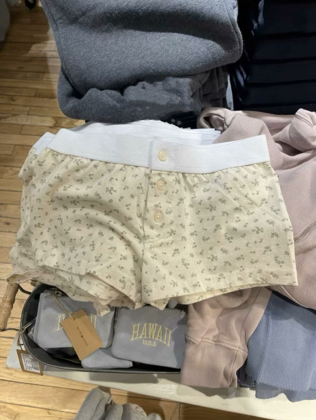 Lässige Damen-Shorts aus weicher Baumwolle mit Knöpfen vorne 2023™